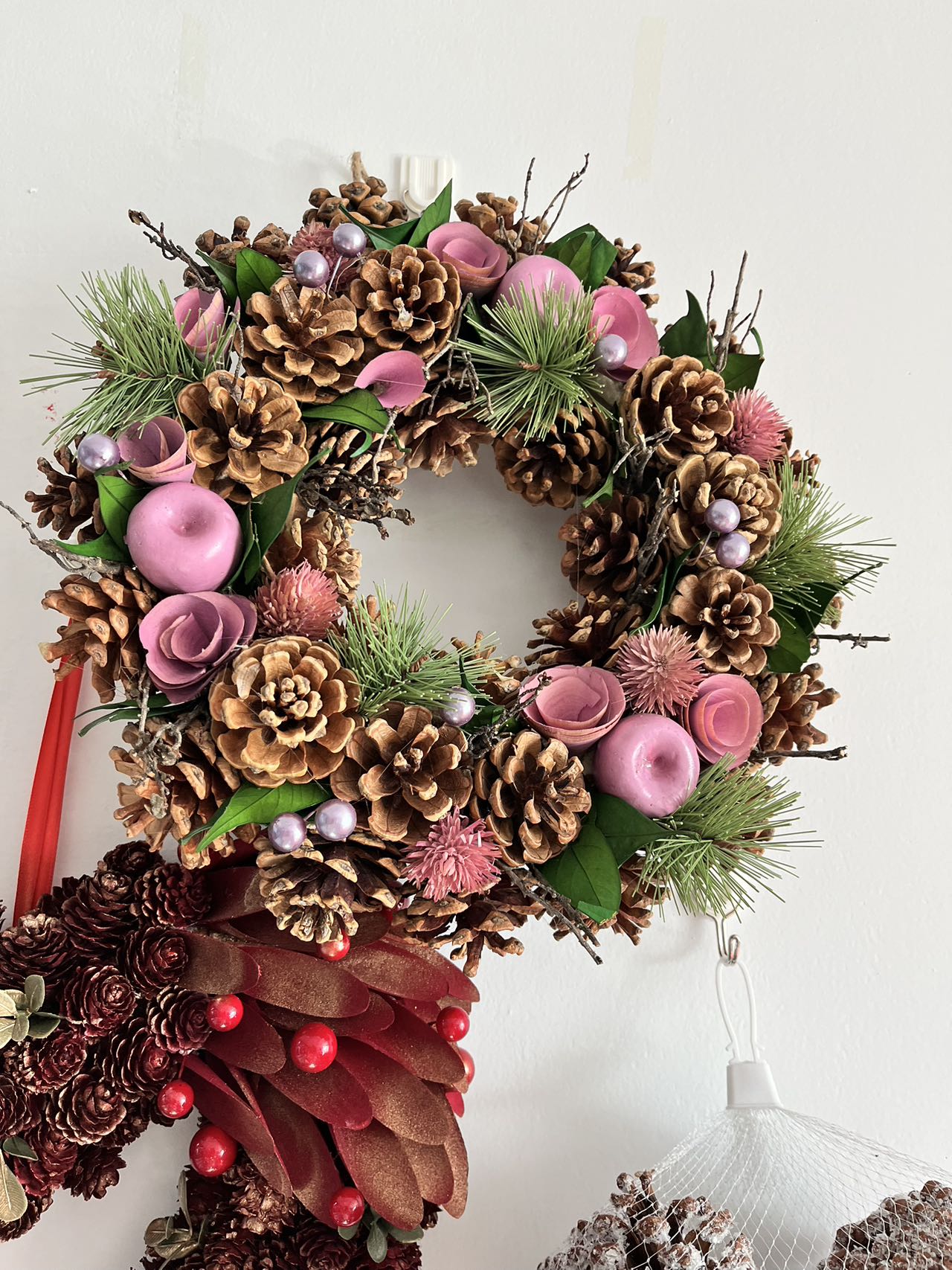 Pink Apple Christmas Wreath, Green, Crestwood Spruce