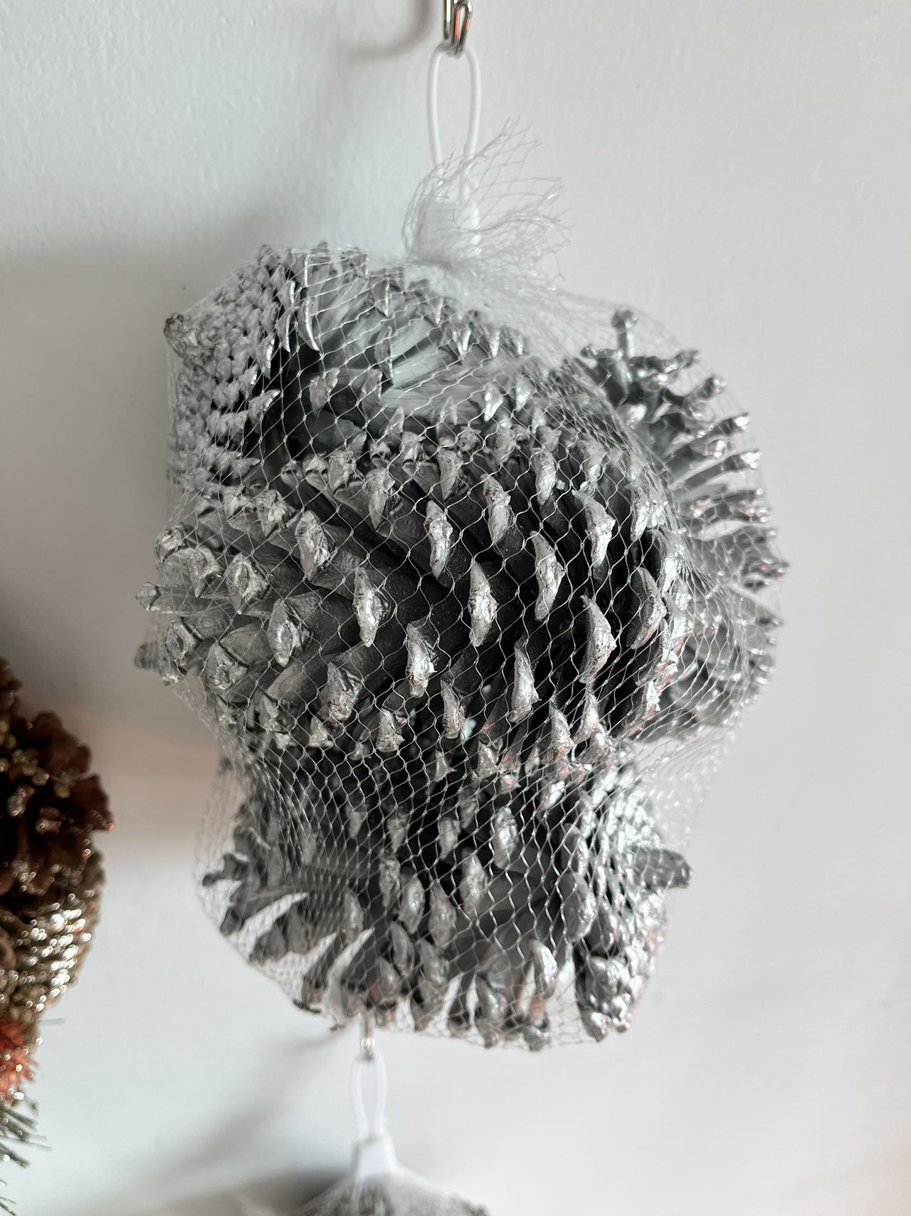 Decorated with Pinecones 5 to 6 pieces
