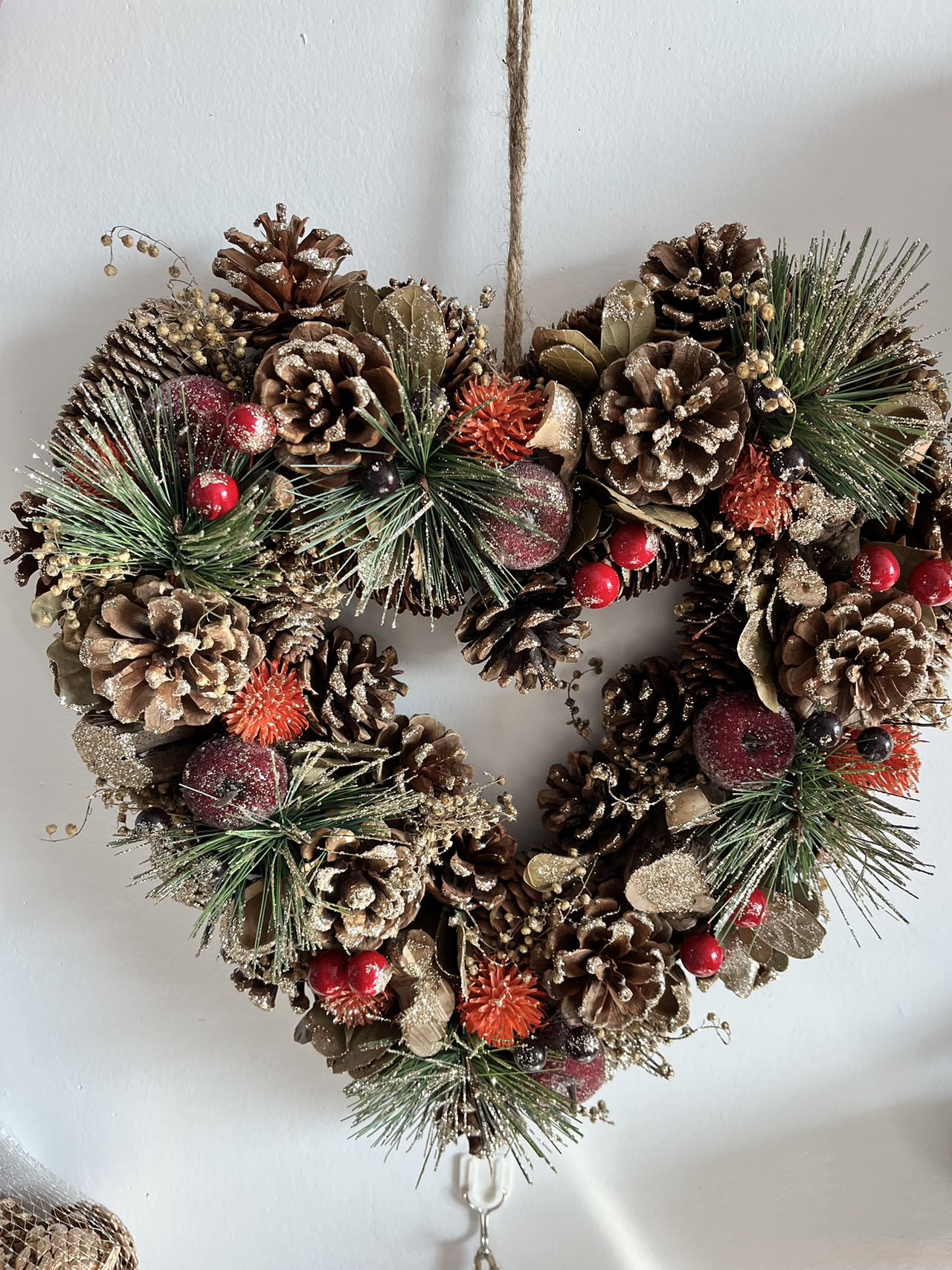 Heart Christmas Wreath, Green, Crestwood Spruce, White Lights, Decorated with Pine Cones, Berry Clusters, Frosted Branches, Christmas Collection