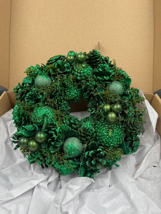 Pure Green Christmas Wreath, Green, Crestwood Spruce, White Lights, Decorated with Pine Cones, Berry Clusters, Frosted Branches, Christmas Collection