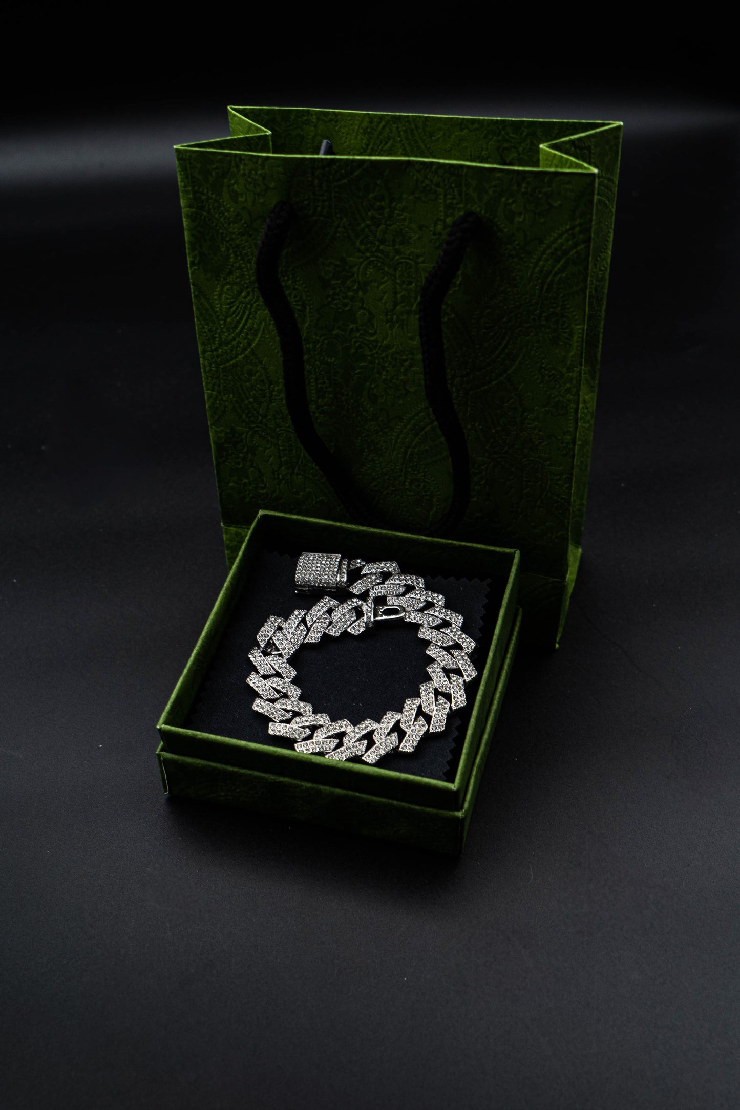 15mm Rhinestone Double Row Of Rhinestone Inlaid ZZ Decorative Necklace
